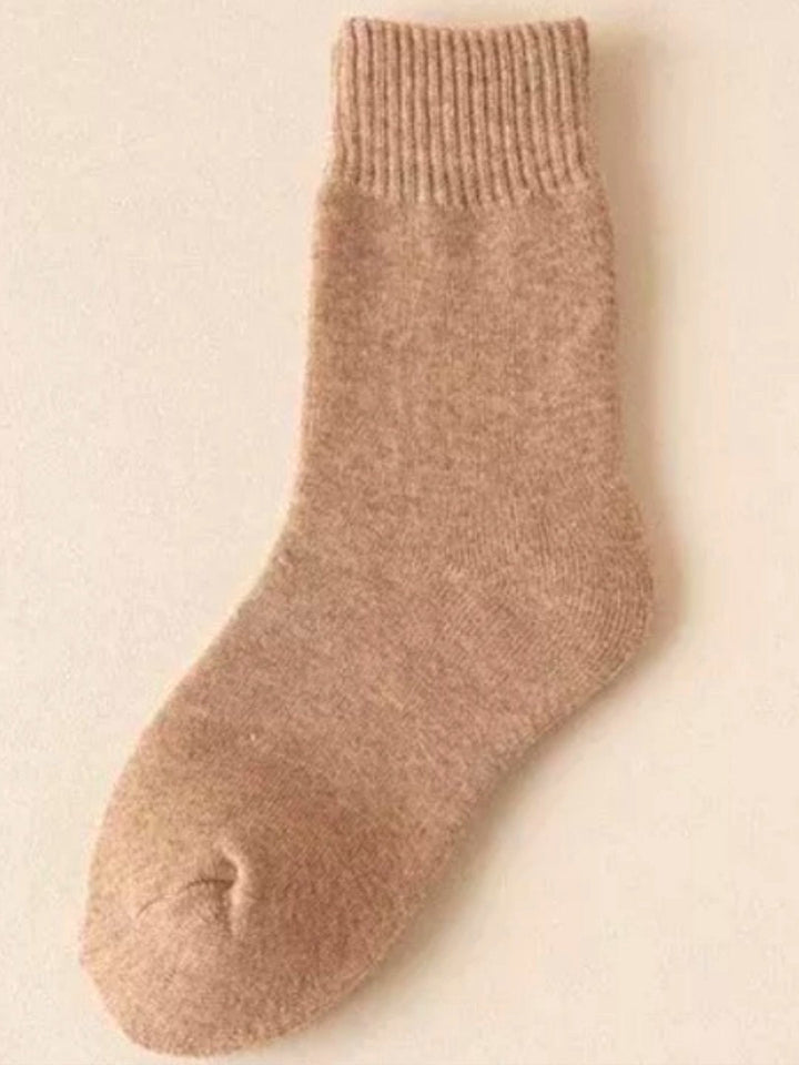 Ανδρικές ζεστές μονόχρωμες κάλτσες, σε πολλά χρώματα (40-46) | Anelia Fashion Shop - anelia.gr